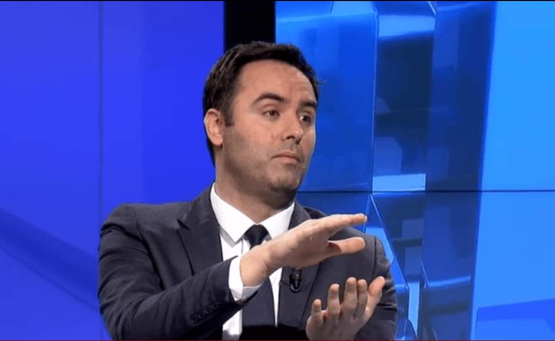 Konjufca: Hoti mendon se veç 15% e shqiptarëve duhet me ekzistu, e ata me VV-në me u zhdukë