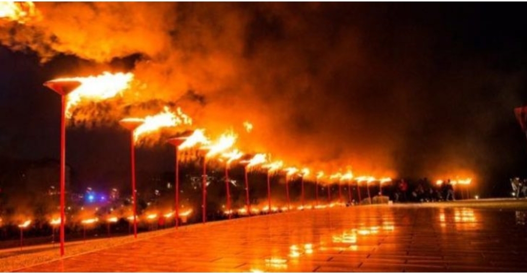 Prekaz, ndizet flakadani për Natën e Zjarreve