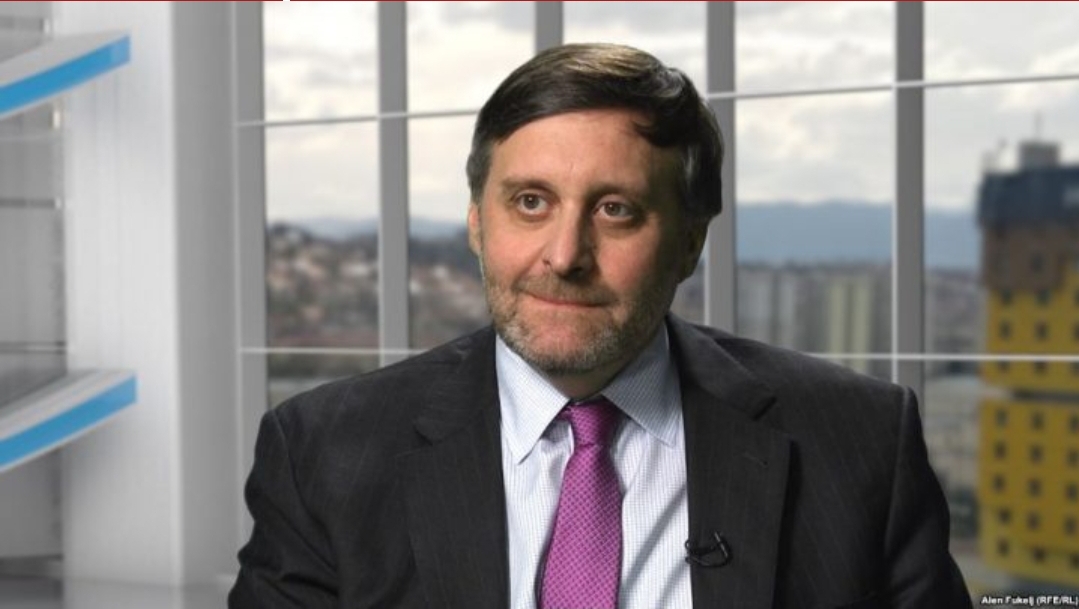 Palmer i “prerë” me opozitën: Duhet të qëndroni në sallë kur të votohet presidenti