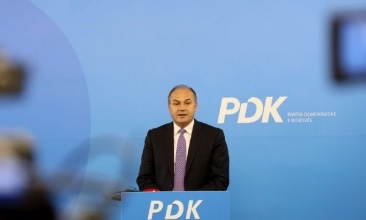 Kërkohet shkarkimi i Enver Hoxhajt nga PDK-ja