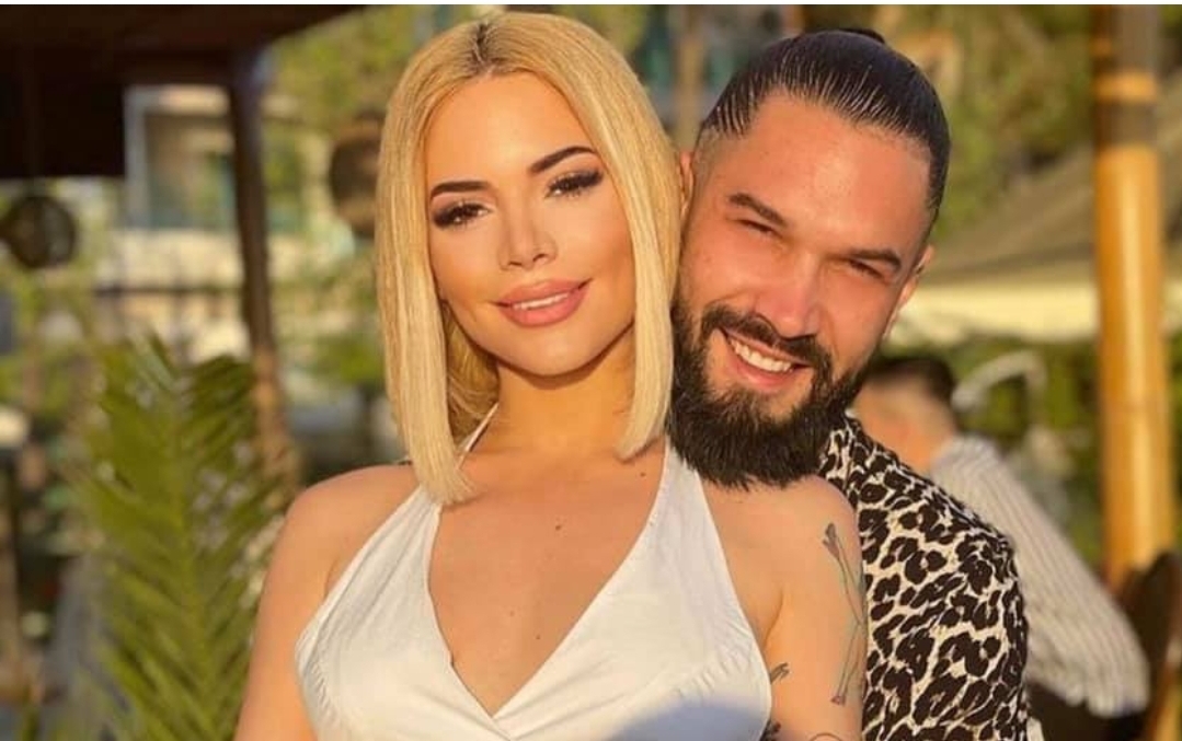 Deklaroi se në Për’puthen është për Gelianin, Sara kalon pushimet me Atdheun! Kjo foto flet shumë