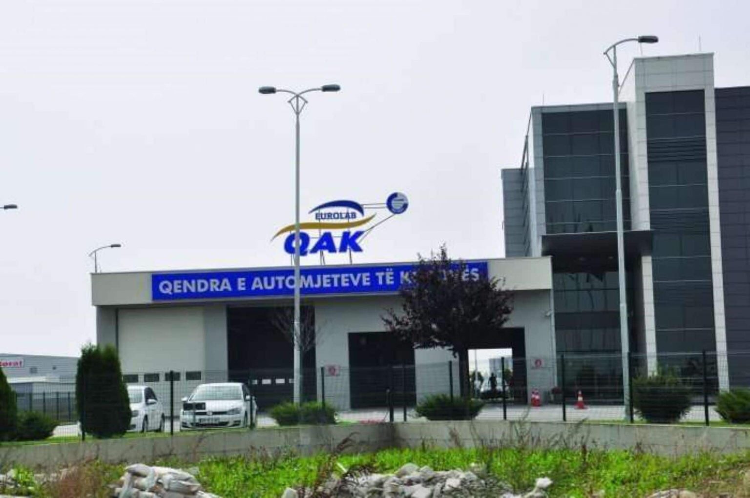 Ja sa milionë euro i merrte çdo vit Devolli nga homologimi i veturave, që sot Qeveria Kurti vendosi ta heqë