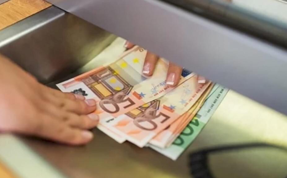 Qytetarët po marrin kredi edhe për mbulimin e shpenzimeve ditore