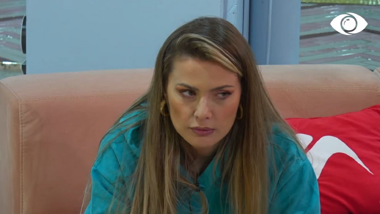 Olta i gëzohet “largimit” të Efit nga BBVA, këto janë fjalët e saj për të