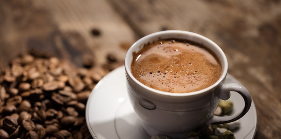 Ka një orë ideale, për të pirë kafenë e mëngjesit