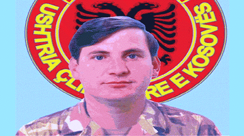 Major Muharrem Ibrahimi ra duke kënduar