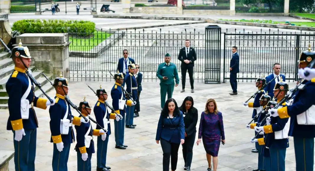 Osmani pritet me nderime në Kolumbi: Diskuton për fuqizimin ndërkombëtar të Kosovës