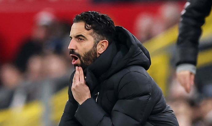 manchester-unitedi-mposhtet-ne-shtepi-nga-brightoni