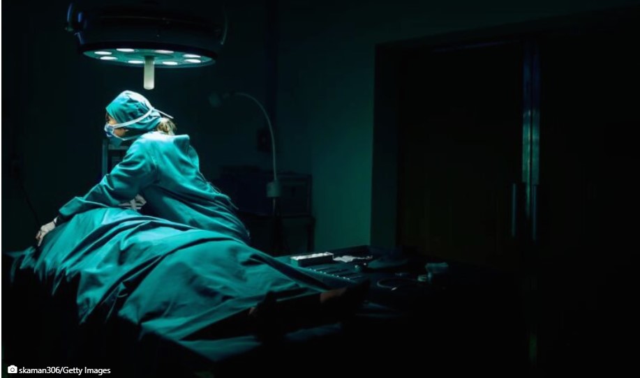 E pabesueshme! Shkencëtarët kanë krijuar një makinë që mund të “ringjallë” trurin pas vdekjes!