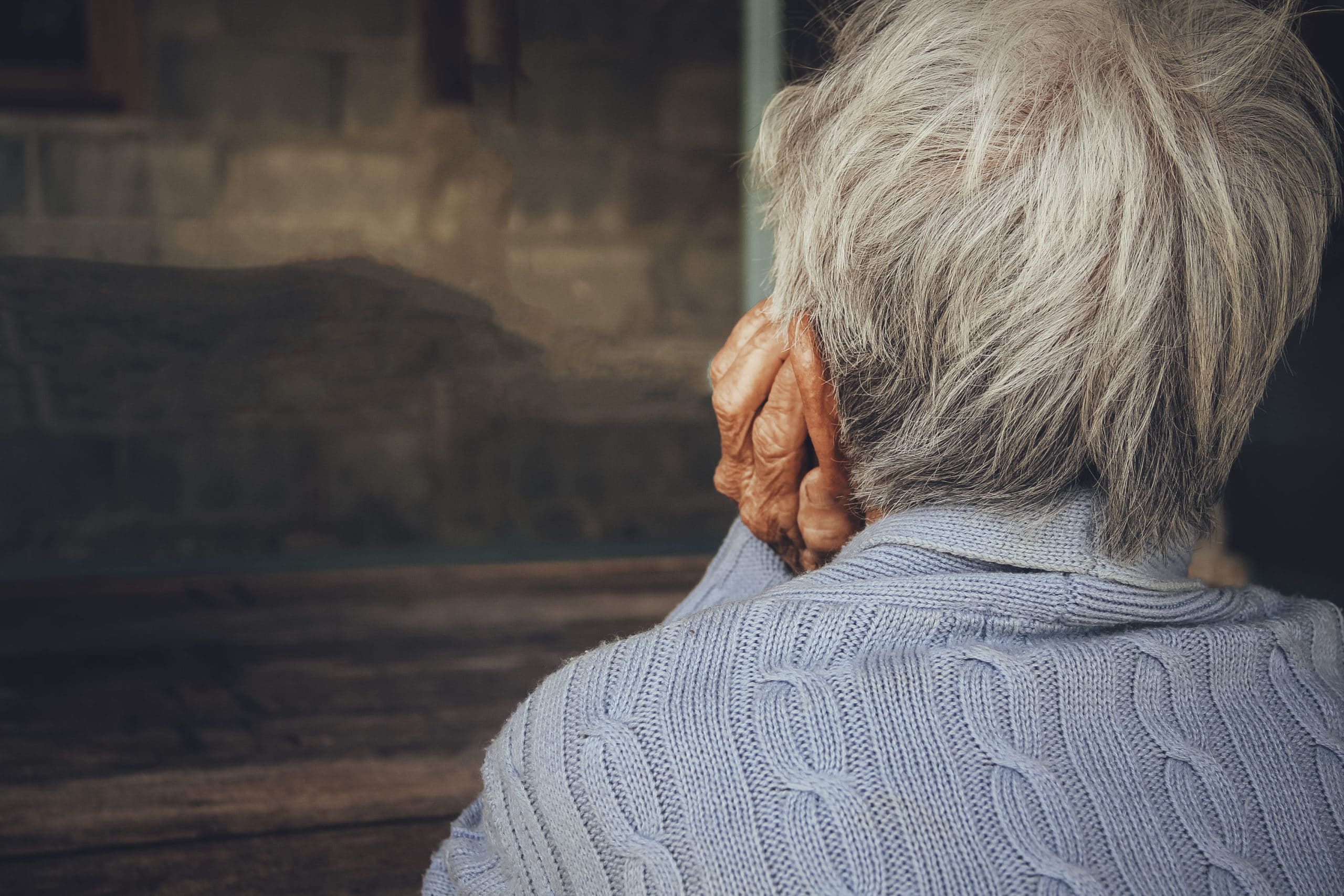 Dhunë dhe kërcënime, 55-vjeçarja nga Llapi e denoncon burrin dhe kërkon urdhër mbrojtës