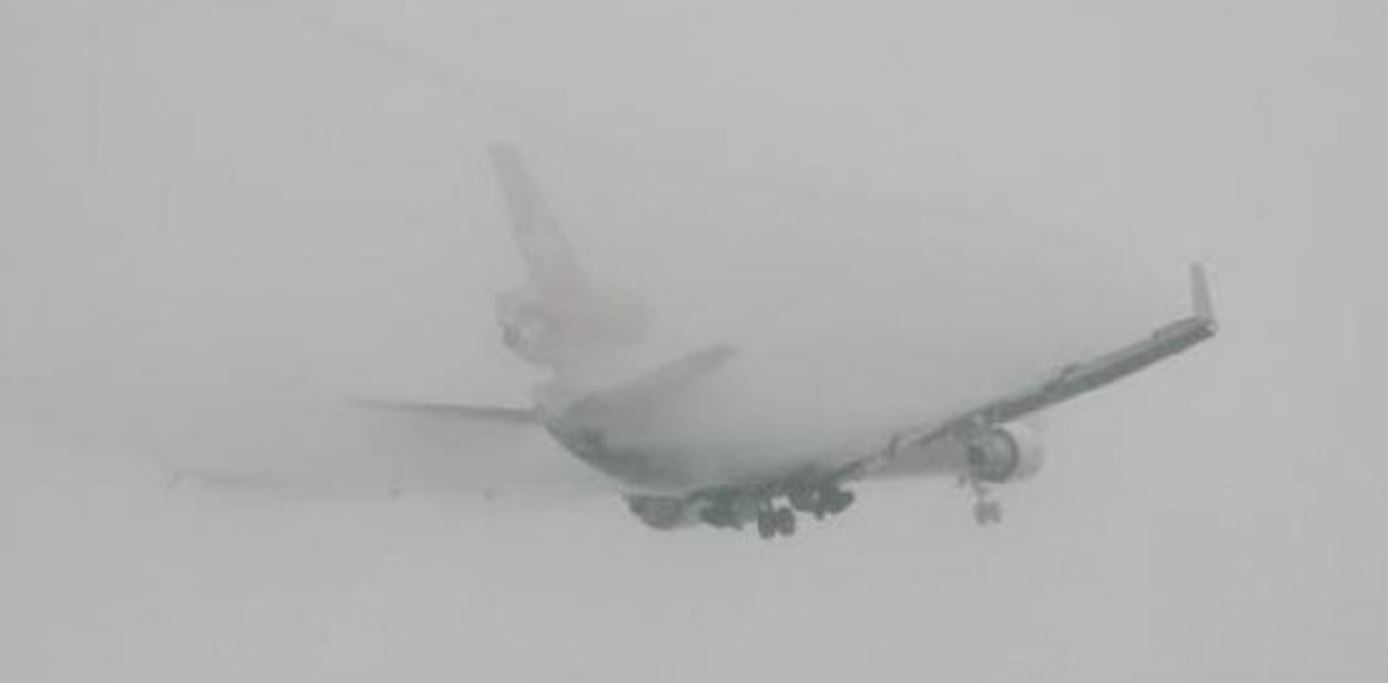 “Kaos është tash për tash” – Anulohen disa fluturime nga Aeroporti i Prishtinës, shkak mjegulla