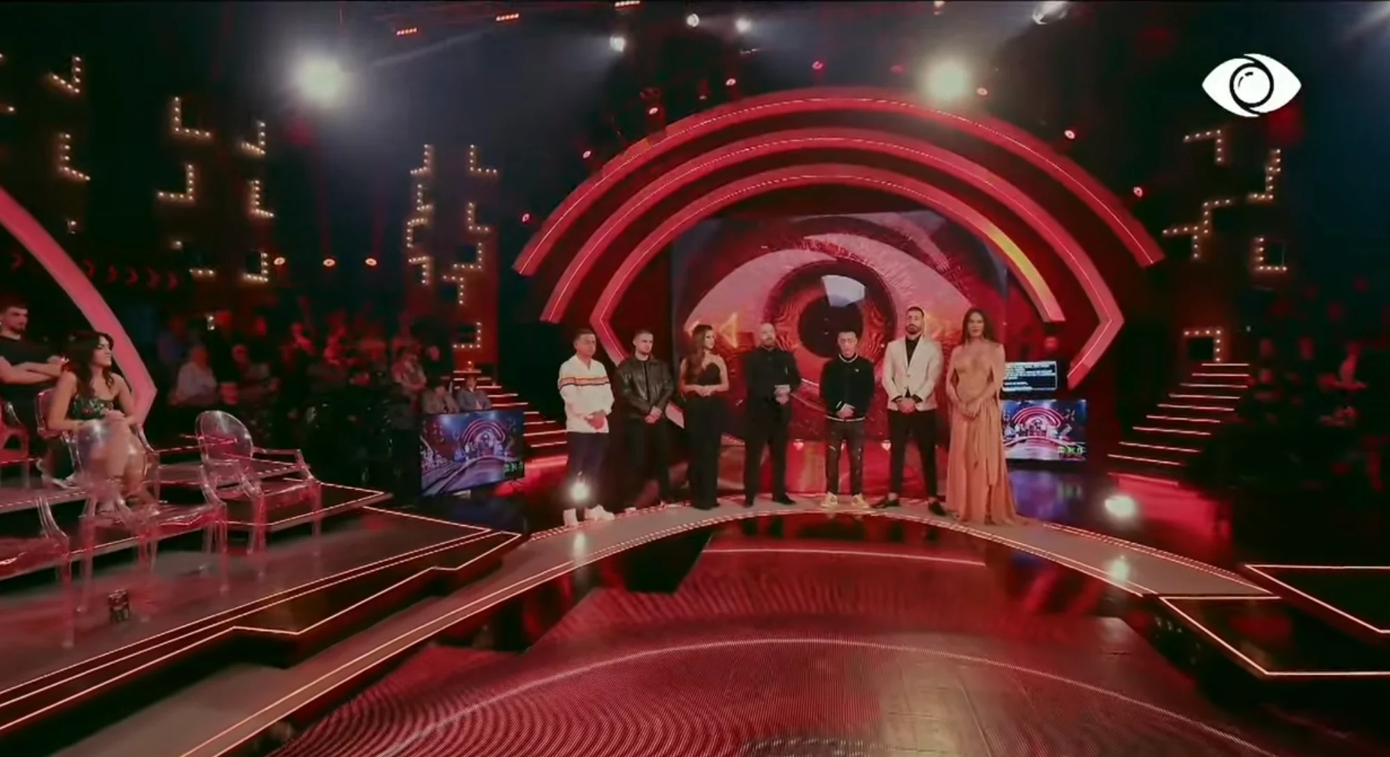 amberi,-j-bani-dhe-jozi-kthehen-ne-shtepine-e-bbva