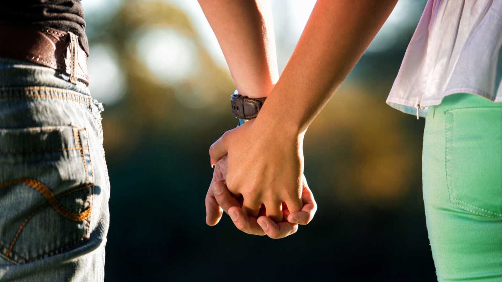 Dashuria: Ndjenja universale që ndikon në çdo shenjë të zodiakut në mënyra unike