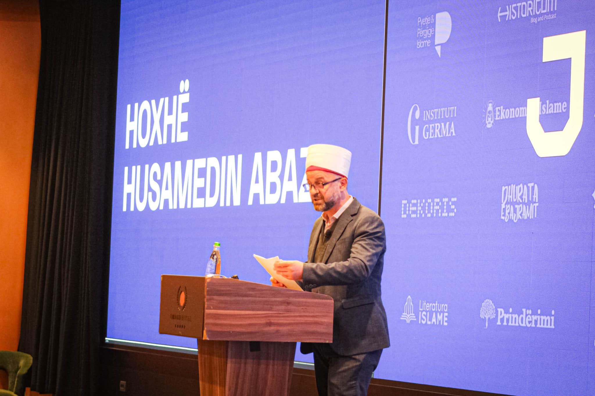 Konfirmohet se portali Paparaci shpifi me rastin e imamit Abazi – Ky i fundit: Do ti paditi