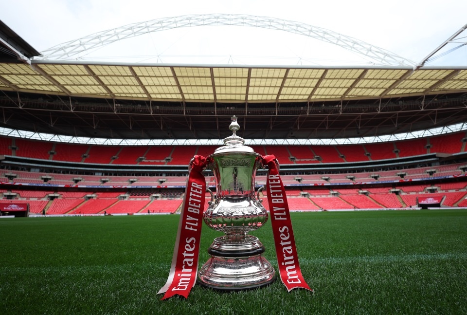 Caktohen çiftet çerekfinale të FA Cup