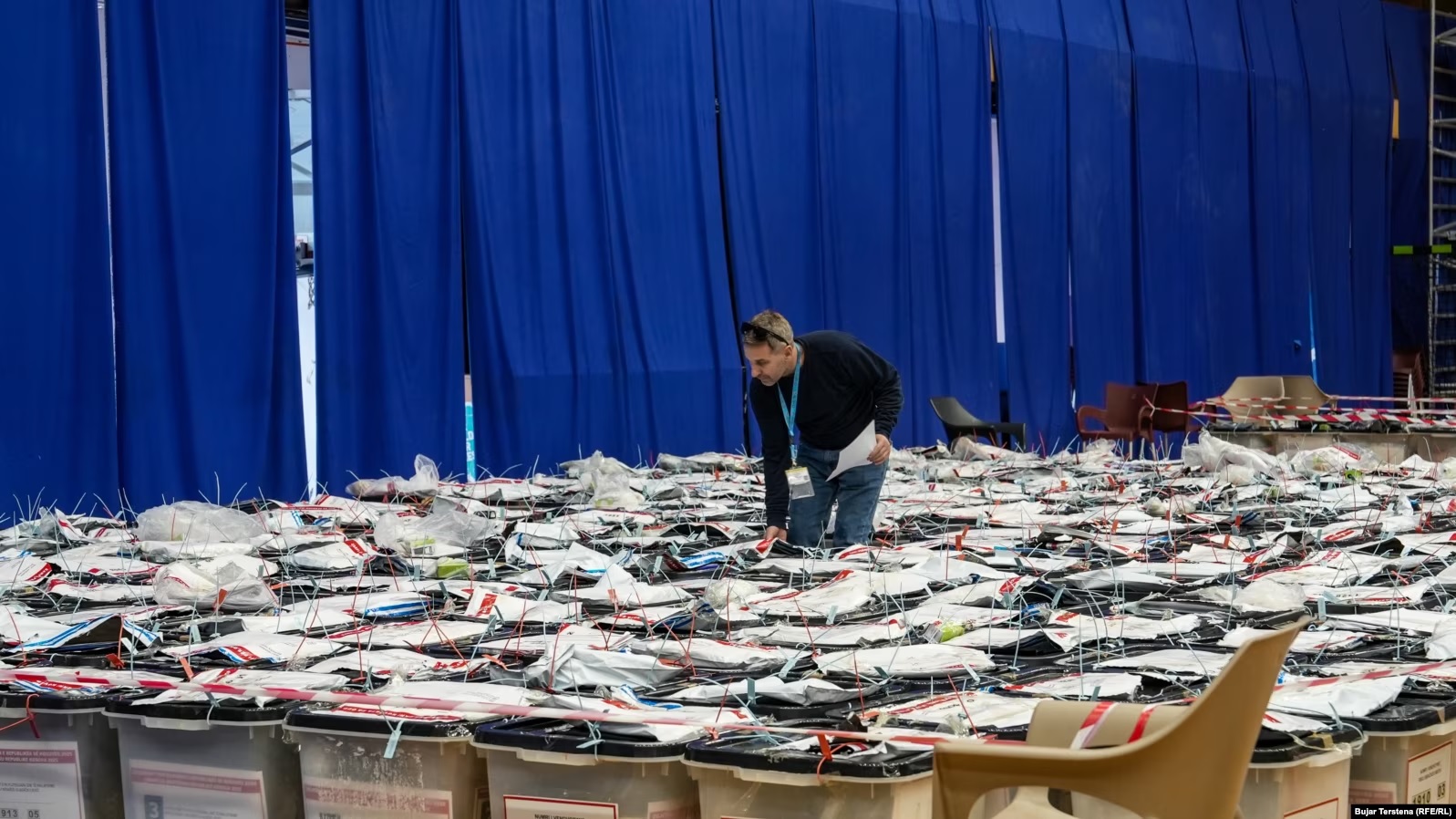 Përfundon numërimi i votave me postë