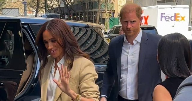 moment-i-sikletshem-mes-princit-harry-dhe-meghan-markle-–-ja-cka-ndodhi