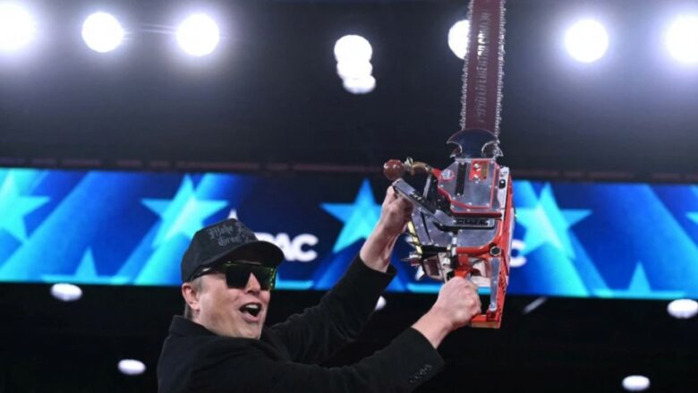 musk-deklarohet-pasi-u-raportua-se-x-eshte-jashte-funksionit:-po-fle-me-serverat