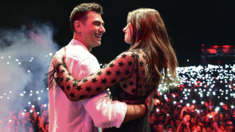 Dua Lipa konfirmon se do të performojë në Sunny Hill Festival 2025