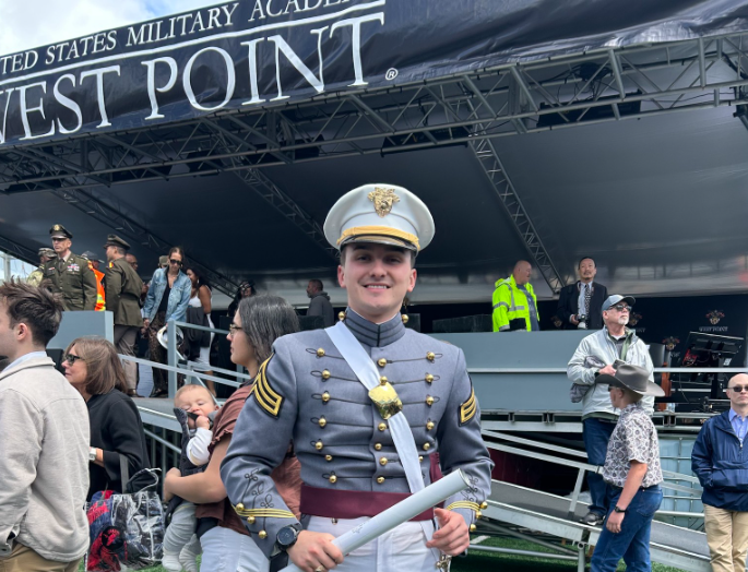 Kadeti Arlind Sadiku diplomon në Akademinë Ushtarake prestigjioze West Point