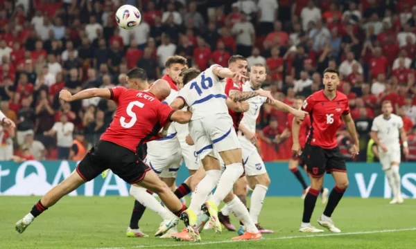 serbia-vendos-ta-pres-shqiperine-ne-stadiumin-me-te-madh,-ate-ne-beograd