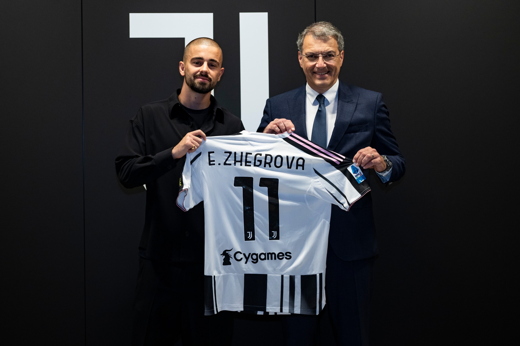 “Marrëveshja u nënshkrua”, Juventus njofton edhe zyrtarisht për transferimin e Edon Zhegrovës