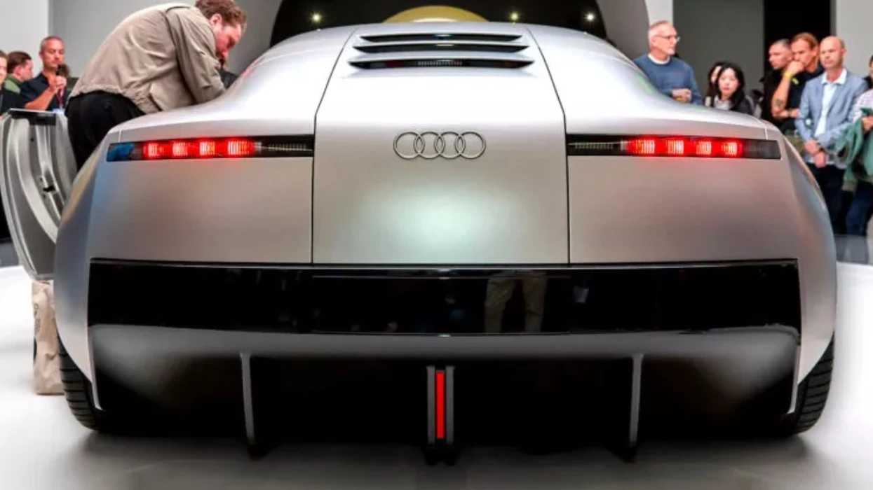 audi-zbulon-sportivin-e-ri,-por-ende-pa-emer