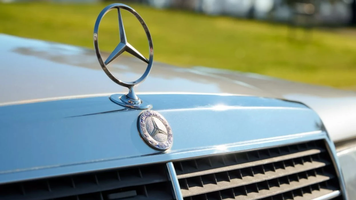 kjo-veture-mercedes-cosworth-–-dikur-e-nje-njeriu-te-famshem-–-tani-mund-te-jete-e-juaja