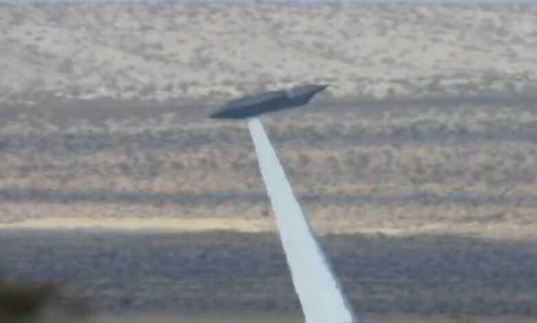 objekt-i-panjohur-i-filmuar-ne-shkretetiren-mojave-–-nje-projekt-i-ri-sekret-i-lockheed?