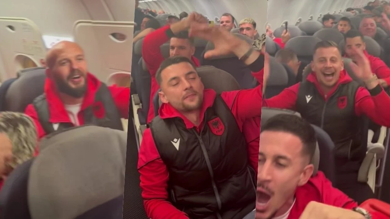 “bac-u-kry”-–-futbollistet-e-shqiperise-i-kendojne-adem-jasharit-ne-aeroplan-pas-fitores-ne-leskovc