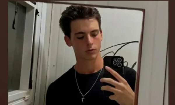 Itali: 19-vjeçari shqiptar gjendet i vdekur në banesë nga i vëllai, mister shkaqet