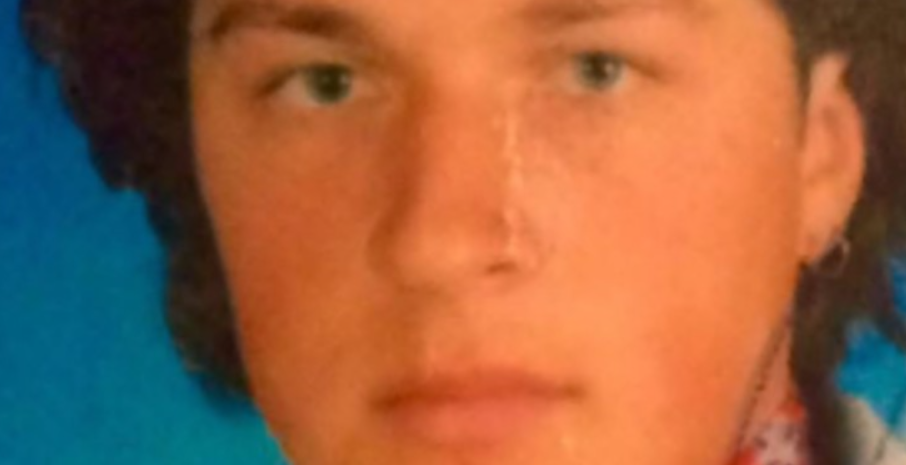 e-njihni-kete-personazh-publik,-ai-sot-eshte-moderator-i-njohur