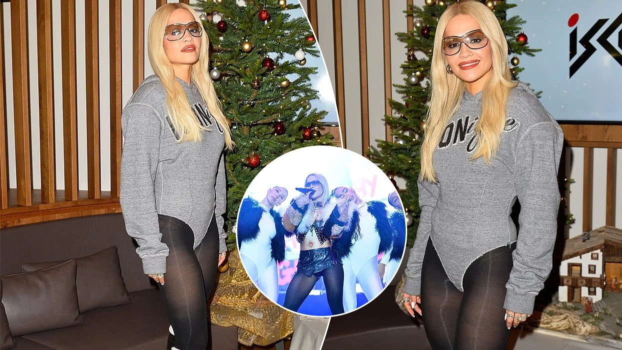 rita-ora-ekspozon-kembet-e-tonifikuar-ne-nje-pale-geta-transparente,-ndersa-performon-ne-hapjen-e-sezonit-te-skijimit-ne-austri