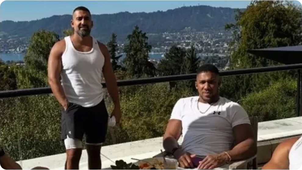 Arsyeja zemërthyese pse shoku i Anthony Joshuas po udhëtonte me të në aksidentin fatal