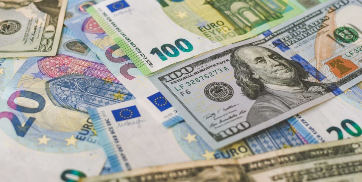 Euro bie “përtokë”, leku forcohet