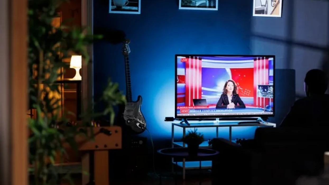 televizioni-i-mencur-ju-spiunon-7200-here-ne-ore-–-fikeni-kete-opsion