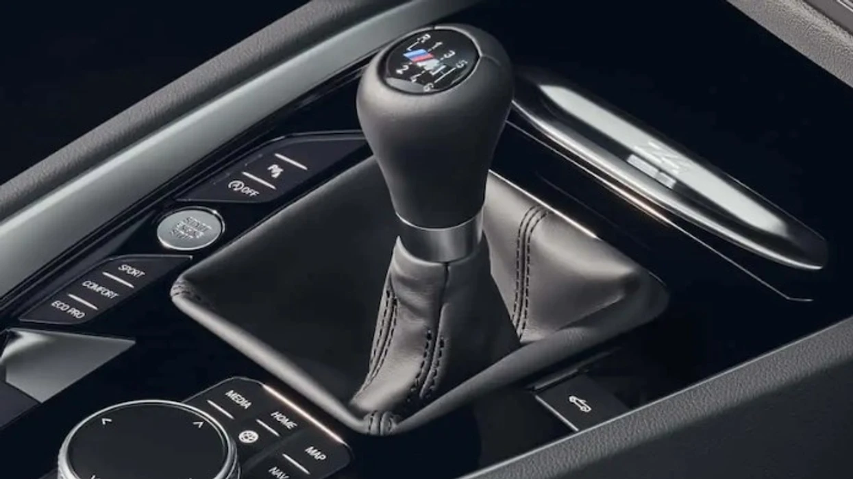 bmw-paralajmeron-modele-te-reja-m-dhe-fundin-e-nderruesit-manual-te-shpejtesive