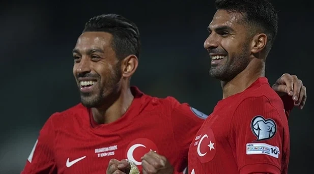 Futbollisti turk: Fishekzjarrët na motivuan, nuk e njohin kombin turk