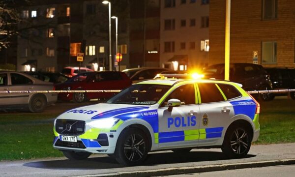 Suedia tronditet nga një rast, burri e detyroi gruan e tij të prostituohej nga 120 burra