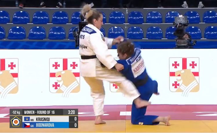 Distria kalon pengesën e parë në Kampionatin Europian